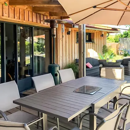 Superbe Maison Avec Piscine Hébergement de vacances Andernos-les-Bains